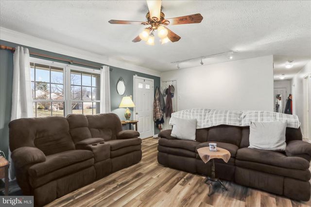 573 LEWIS ST, Front Royal, VA 22630