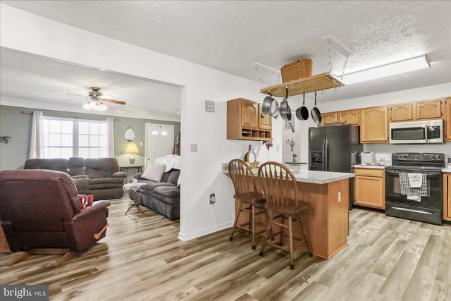 573 LEWIS ST, Front Royal, VA 22630