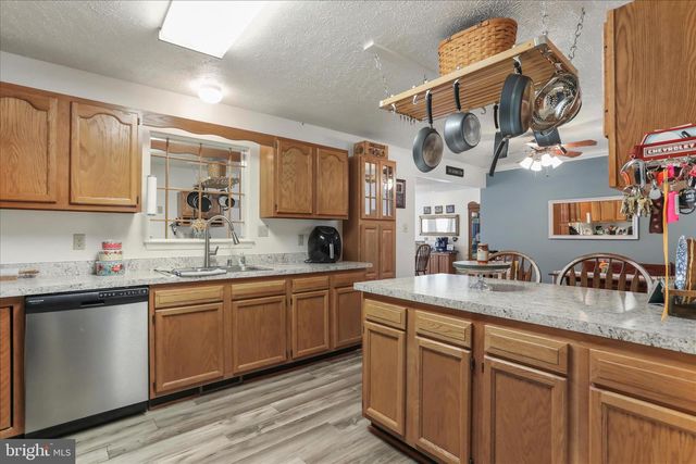 573 LEWIS ST, Front Royal, VA 22630