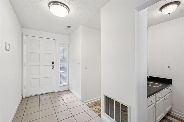 564 Tate Creek NW Court, Acworth, GA 30102