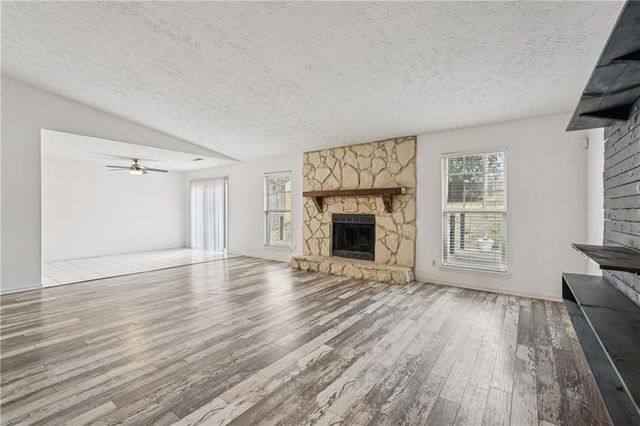 564 Tate Creek NW Court, Acworth, GA 30102