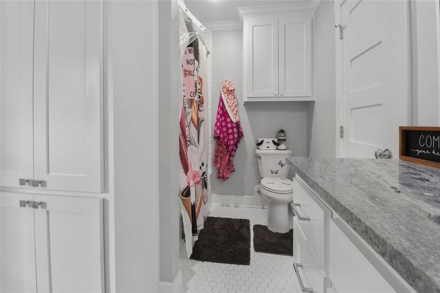 707 Tullie Drive, Longview, TX 75601