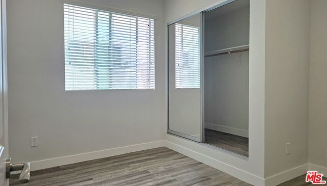 1470 S Canfield Avenue 101, Los Angeles, CA 90035