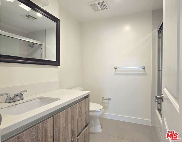 1470 S Canfield Avenue 101, Los Angeles, CA 90035