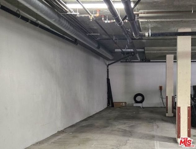 1470 S Canfield Avenue 101, Los Angeles, CA 90035