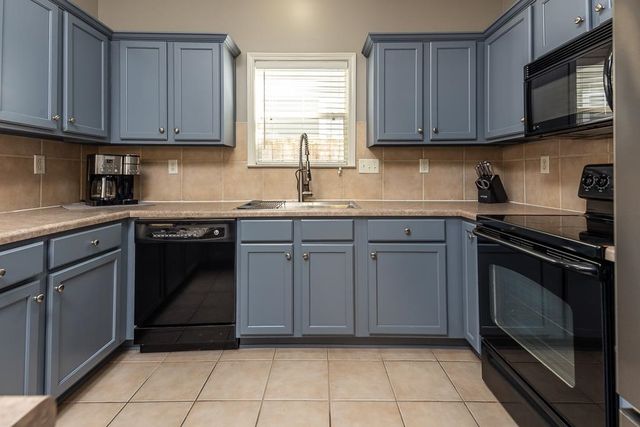 1365 ISLAND SHORE DR, Memphis, TN 38103