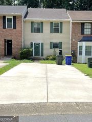 1013 Travelers Trail NW, Kennesaw, GA 30144