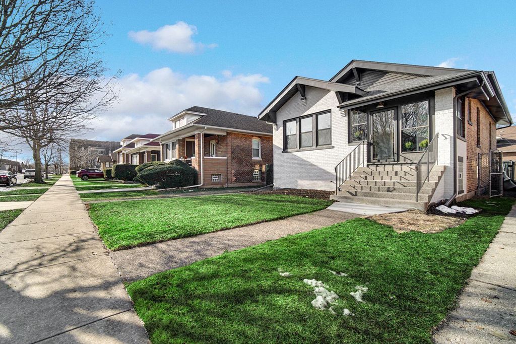 1828 Stanton Avenue, Whiting, IN 46394