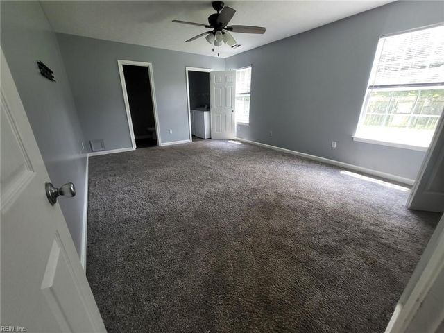 4 Roy CT, Hampton, VA 23666