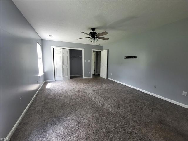 4 Roy CT, Hampton, VA 23666