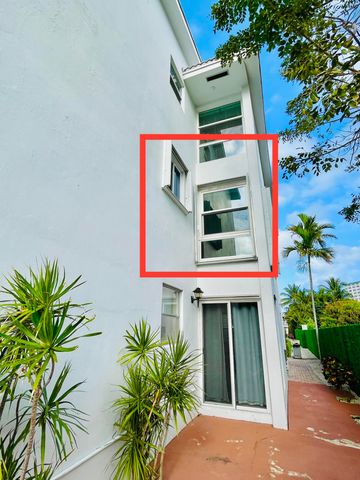 234 Hibiscus Ave Apt 271, Lauderdale By The Sea, FL 33308