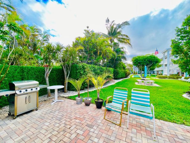 234 Hibiscus Ave Apt 271, Lauderdale By The Sea, FL 33308