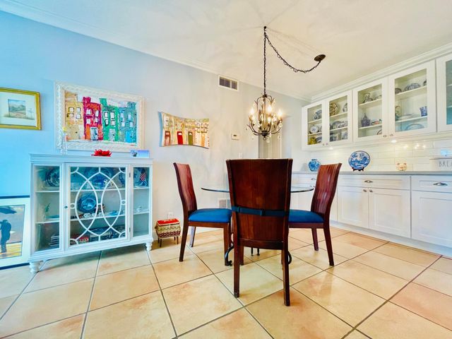 234 Hibiscus Ave Apt 271, Lauderdale By The Sea, FL 33308