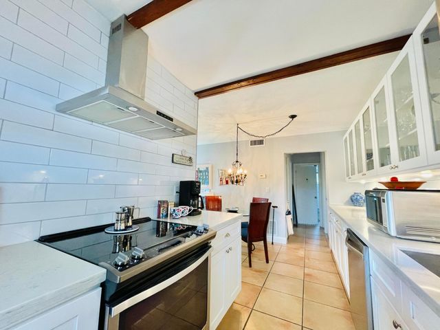 234 Hibiscus Ave Apt 271, Lauderdale By The Sea, FL 33308