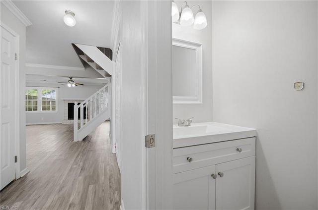 4606 Stonebridge Lane, Virginia Beach, VA 23462