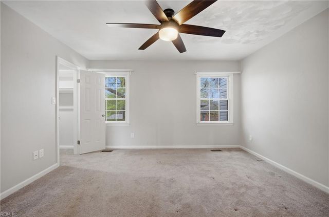 4606 Stonebridge Lane, Virginia Beach, VA 23462