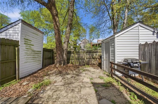 4606 Stonebridge Lane, Virginia Beach, VA 23462