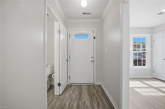 4606 Stonebridge Lane, Virginia Beach, VA 23462