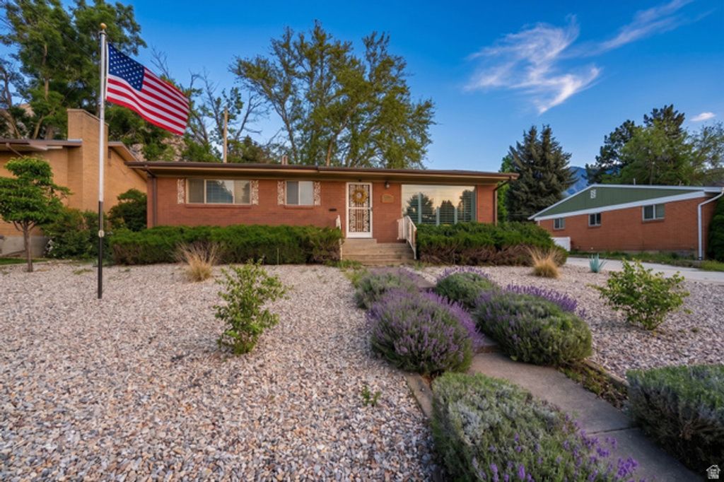 930 S TAYLOR, Ogden, UT 84404