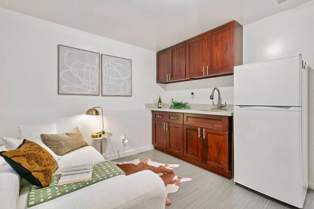 23 Fernwood Avenue, Daly City, CA 94015
