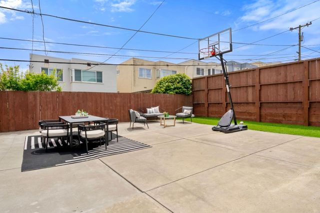 23 Fernwood Avenue, Daly City, CA 94015