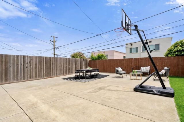 23 Fernwood Avenue, Daly City, CA 94015