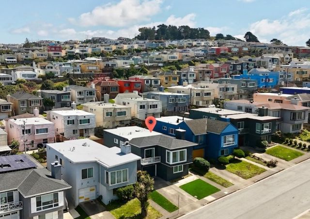 23 Fernwood Avenue, Daly City, CA 94015