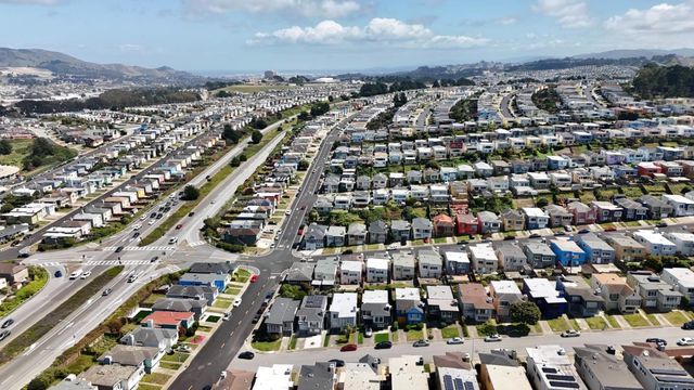 23 Fernwood Avenue, Daly City, CA 94015