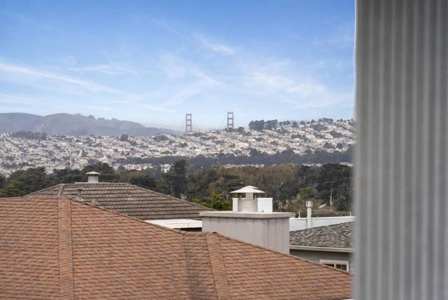 23 Fernwood Avenue, Daly City, CA 94015