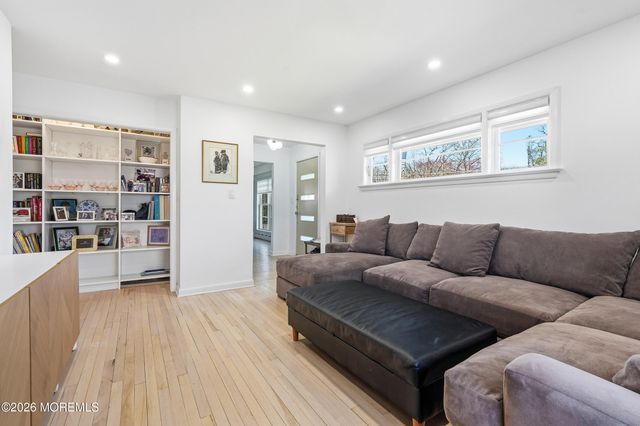 227 Chatham Avenue, Oakhurst, NJ 07755