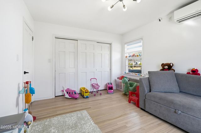 227 Chatham Avenue, Oakhurst, NJ 07755