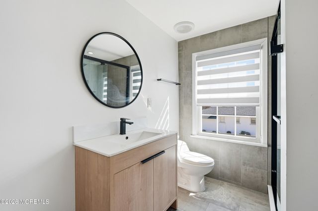 227 Chatham Avenue, Oakhurst, NJ 07755