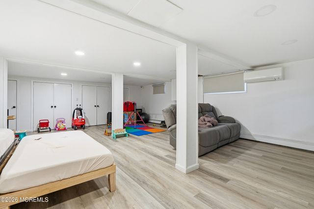 227 Chatham Avenue, Oakhurst, NJ 07755