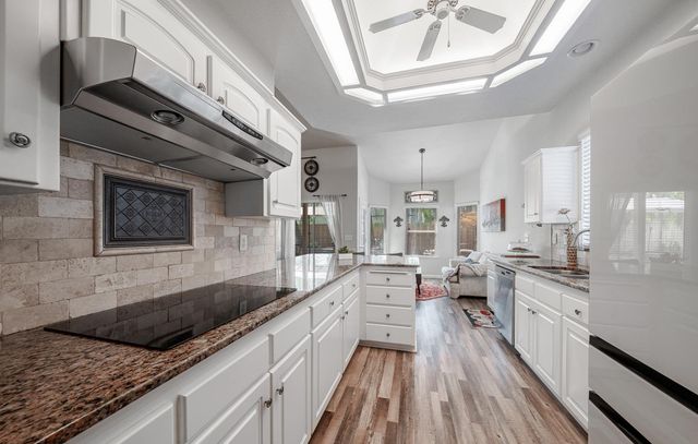 1774 N Homsy Avenue, Clovis, CA 93619