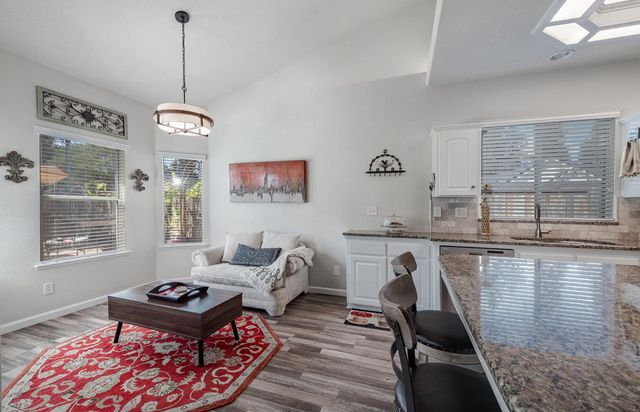 1774 N Homsy Avenue, Clovis, CA 93619