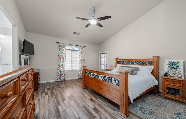 1774 N Homsy Avenue, Clovis, CA 93619