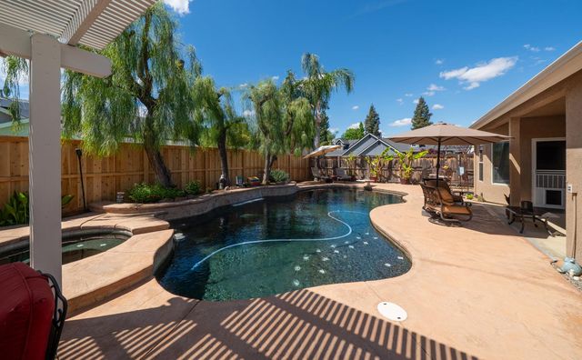 1774 N Homsy Avenue, Clovis, CA 93619