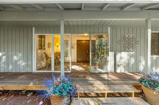 7900 Redwood Highway, Grants Pass, OR 97527