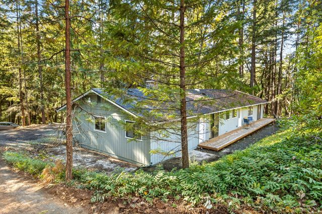 7900 Redwood Highway, Grants Pass, OR 97527