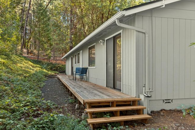 7900 Redwood Highway, Grants Pass, OR 97527