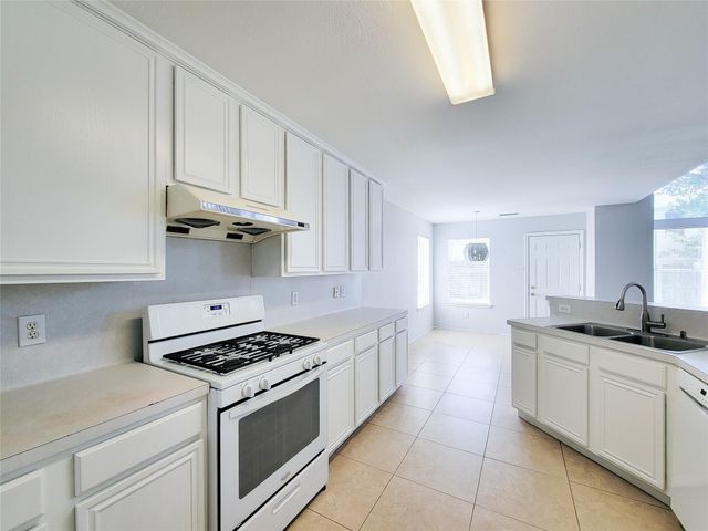 19726 Lindenfield Court, Katy, TX 77449