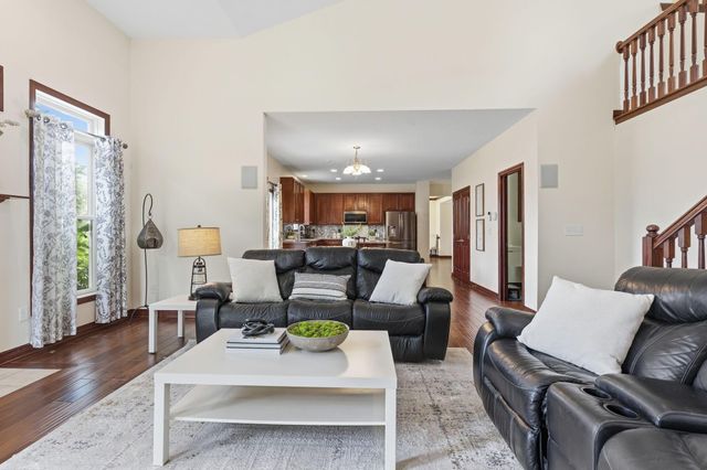 1633 Sunflower Street, Lewis Center, OH 43035