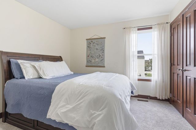 1633 Sunflower Street, Lewis Center, OH 43035