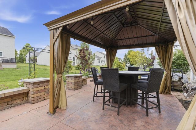 1633 Sunflower Street, Lewis Center, OH 43035