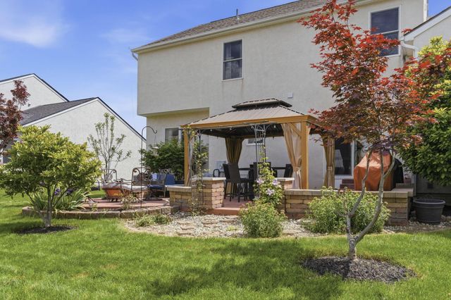 1633 Sunflower Street, Lewis Center, OH 43035