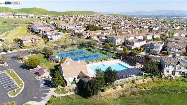 2851 E Cog Hill Ter, Dublin, CA 94568