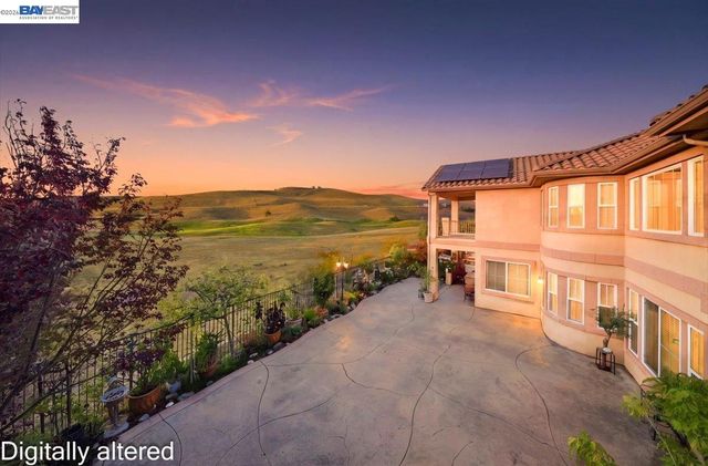 2851 E Cog Hill Ter, Dublin, CA 94568