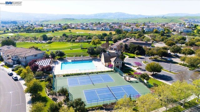 2851 E Cog Hill Ter, Dublin, CA 94568