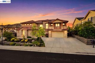 2851 E Cog Hill Ter, Dublin, CA 94568