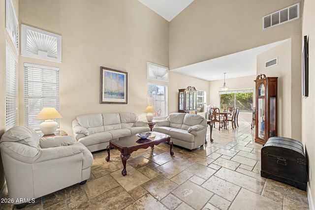 1522 E BEACON Drive, Gilbert, AZ 85234